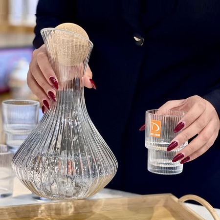 تنگ و نیم لیوان تراشدار 7 پارچه Deli Glass تنگ و نیم لیوان تراشدار 7 پارچه Deli Glass